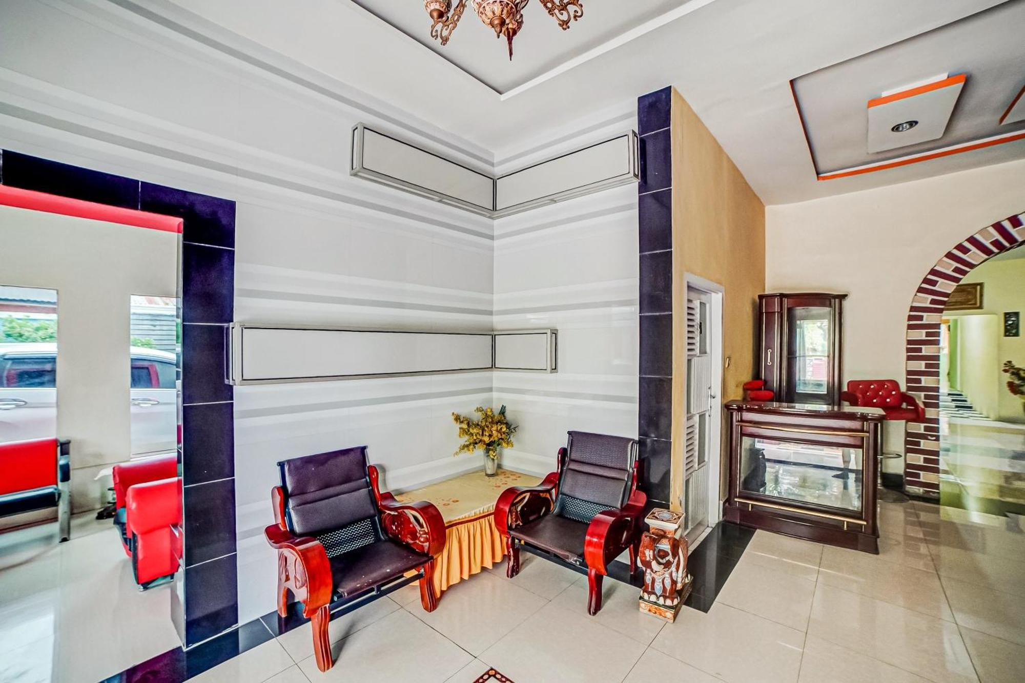 Hotel Oyo 90980 Al Karim Syariah Tanjungbalai Exterior foto