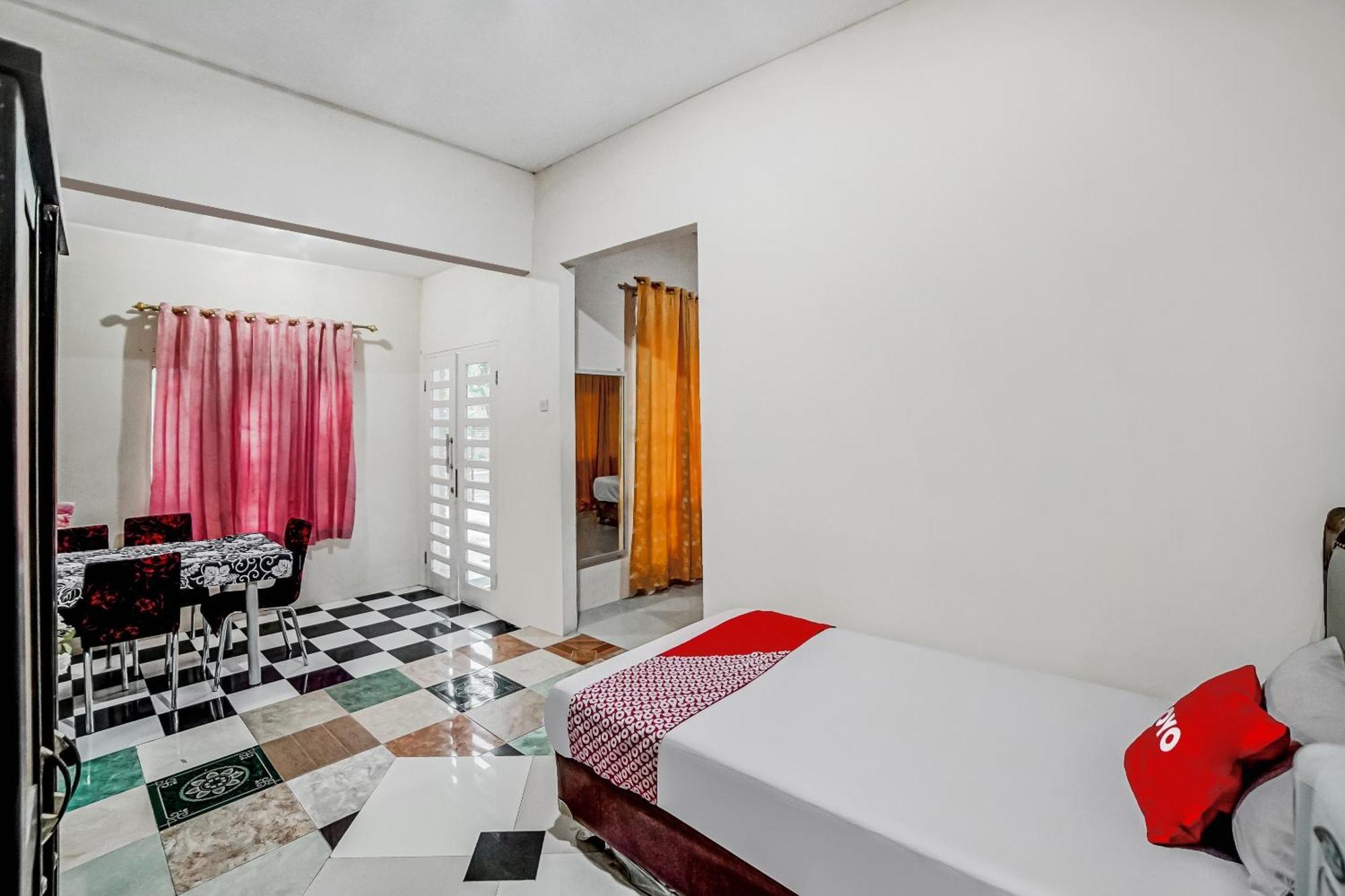 Hotel Oyo 90980 Al Karim Syariah Tanjungbalai Exterior foto