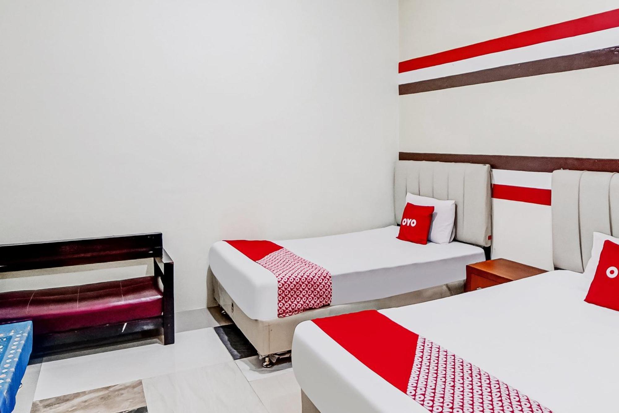 Hotel Oyo 90980 Al Karim Syariah Tanjungbalai Exterior foto